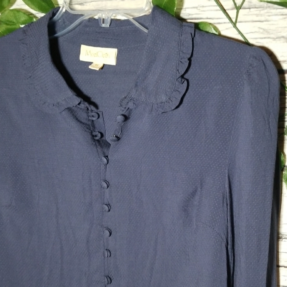 ModCloth button down collared ruffle cuffed Medium - Picture 5 of 8
